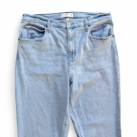 Abercrombie & Fitch Curve Love The Flare Ultra High Rise Jeans Women’s 18 L - Picture 9 of 12